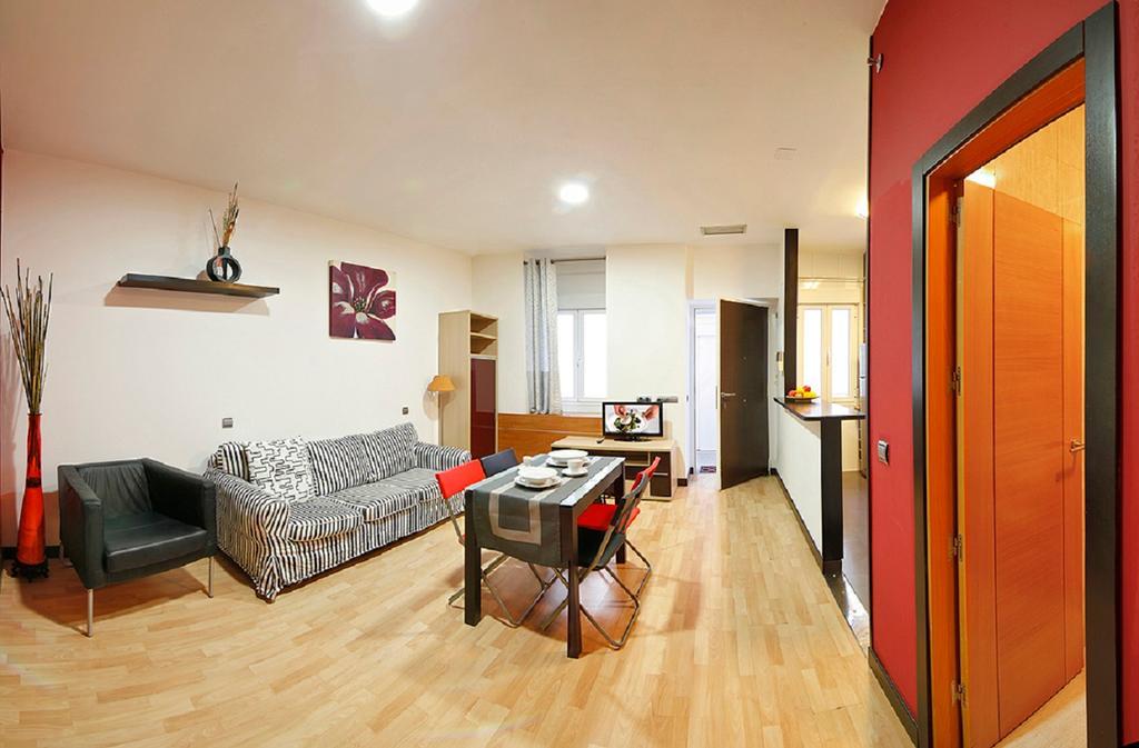 Apartamentos El Tiempo 마드리드 외부 사진